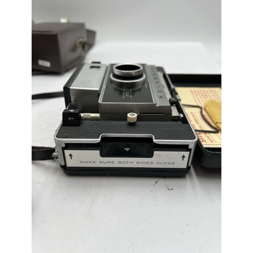 Polaroid vintage automatic